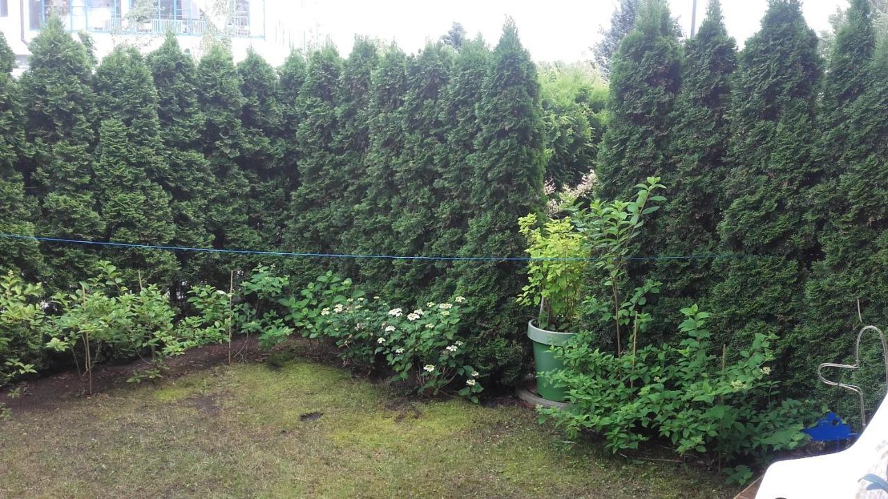 Apartament Rodzinny Family Garden Jastrzębia Góra Extérieur photo