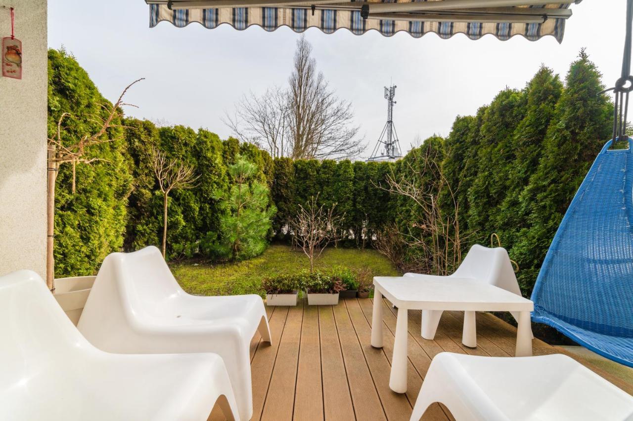 Apartament Rodzinny Family Garden Jastrzębia Góra Extérieur photo